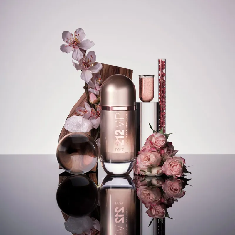 Carolina Herrera 212 VIP Rose
