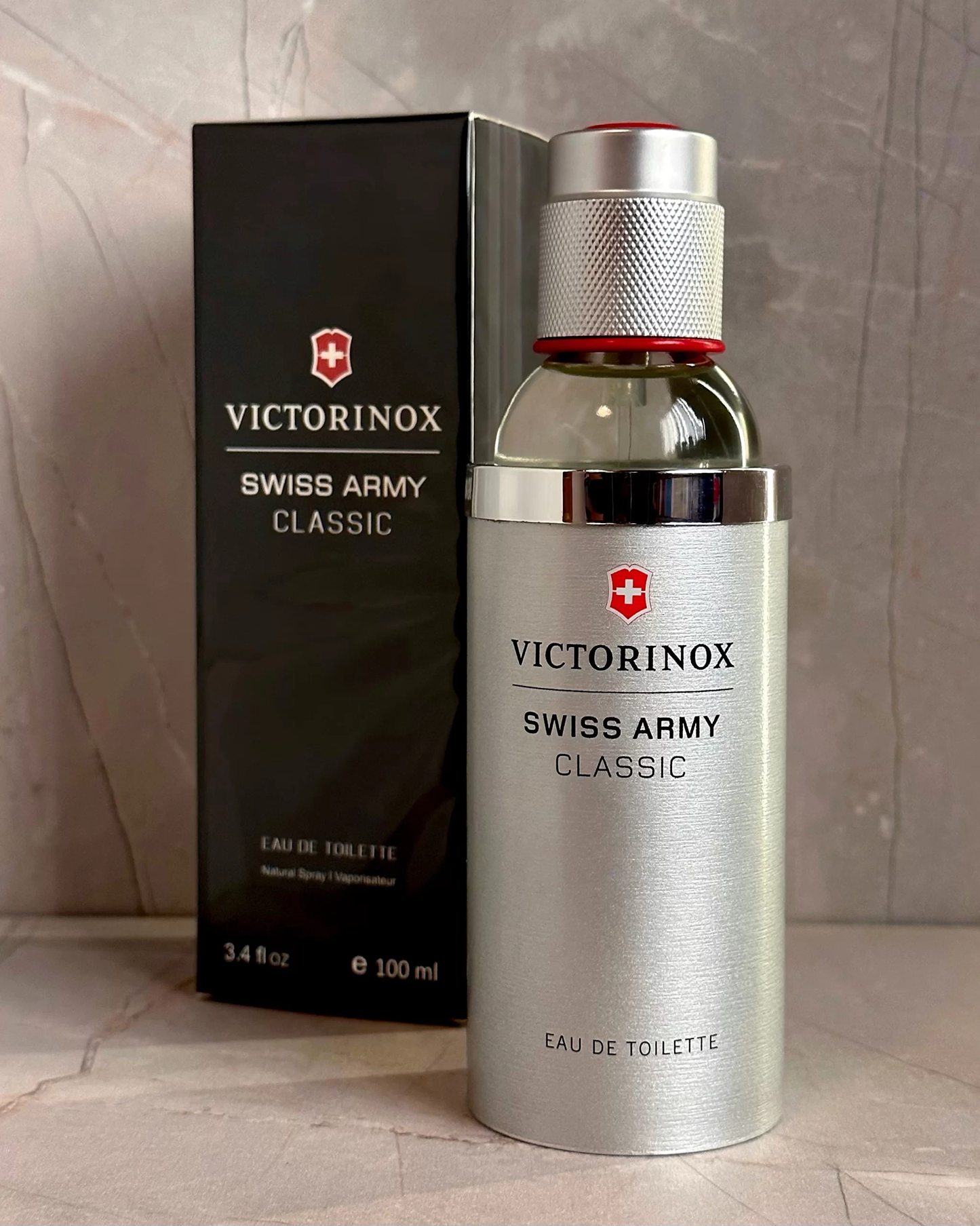 Victorinox Classic Swiss Army