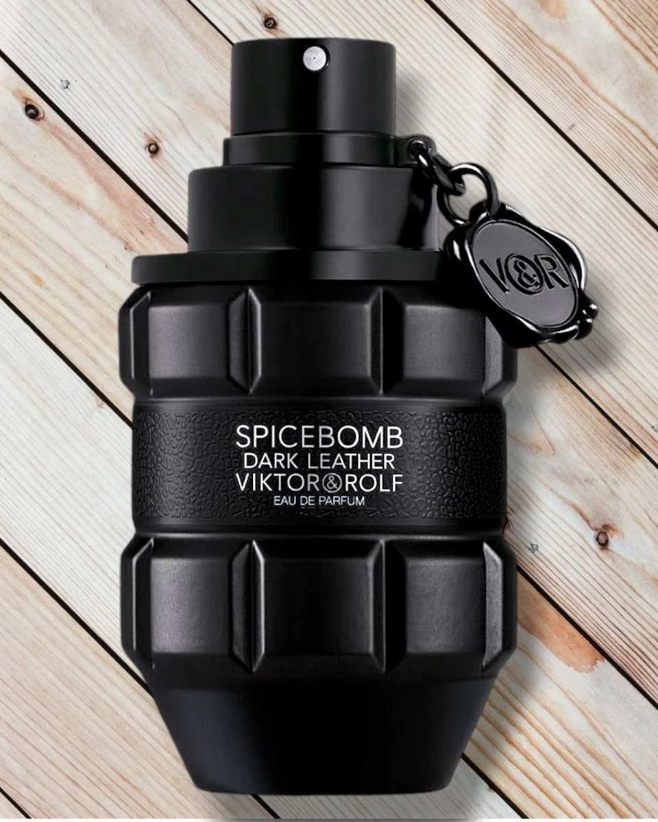 Viktor & Rolf Spicebomb Dark Leather